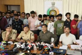 Raipur police arrested 26 bookies from Maharashtra, out of which 6 were from Raipur... Crores of rupees worth of betting from Mahadev panel, goods worth lakhs seized, IPL, cricket betting, policemen posed as milk, vegetable and paper vendors and spied on bookies, Chhattisgarh, Khabargali