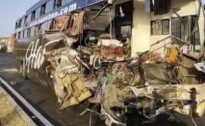 6 killed, 26 injured in a horrific accident on Mumbai-Agra Highwaymumbai hindi news khabargali 