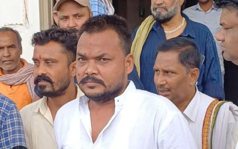 Congress councilor Sandeep Sahu, FIR, Zone Commissioner Rajeshwari Patel complaint, Raipur Municipal Corporation dispute, sanitation worker payment, Raipur Municipal Corporation news, Zone-8 dispute, Raipur latest news, Chhattisgarh, Khabargali