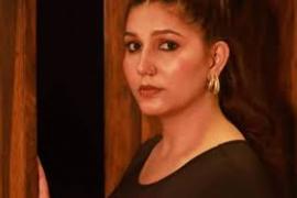 Haryanvi dancer Sapna Choudhary receives death threats; four men try to break down the resort door