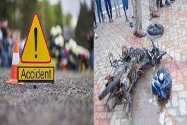  A vehicle from the former minister's convoy collided with two bike riders, resulting in the tragic death of two youths.hindi news jagdalpur khabargali 