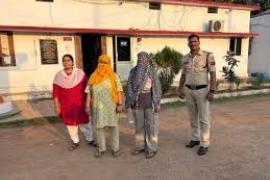 Father was murdered by his wife and two daughters for not letting him watch his mobile phone at night. chhattisgarh hindi news khabargali 