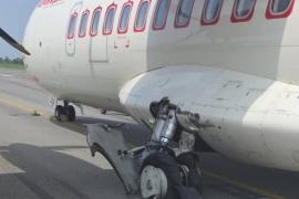  Flights at Bilasa Airport have been suspended for three days after a plane tyre burst, leaving passengers terrified. bilaspur hindi news khabargali 