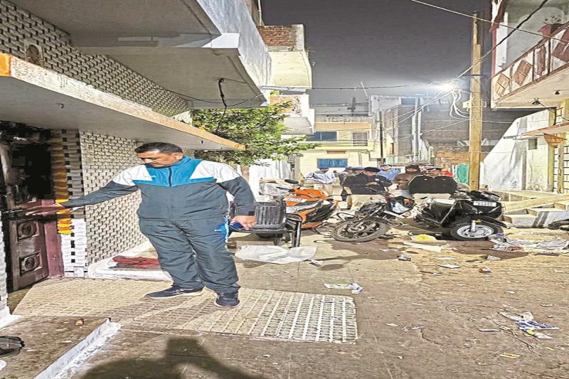 Fire engulfs 8 buildings in Hong Kong, killing 45 people, leaving more than 300 missing