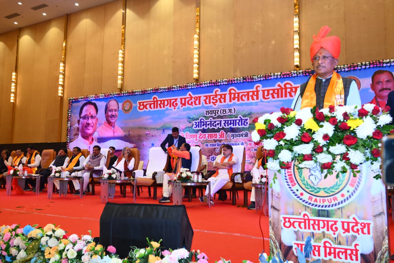 Farmers and rice millers are the two wheels of our economy, Chief Minister Vishnu Dev Sai, Chhattisgarh Rice Millers Association, School Education Minister Brijmohan Agarwal, MP Mr. Sunil Soni, Food and Civil Supplies Minister Dayal Das Baghel, Health Minister Mr. Shyam Bihari Jaiswal, Food Minister Dayaldas. Baghel, MLA Sampat Aggarwal, Chhattisgarh State Rice Millers Association President Yogesh Aggarwal, Khabargali