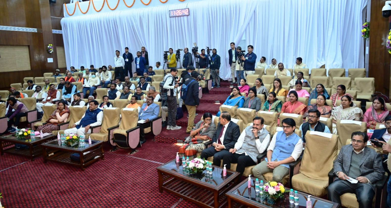 Lok Sabha Speaker gave lessons in the inauguration of two-day enlightenment program of MLAs in Chhattisgarh Assembly, Lok Sabha Speaker Om Birla in Chhattisgarh Assembly, Khabargali