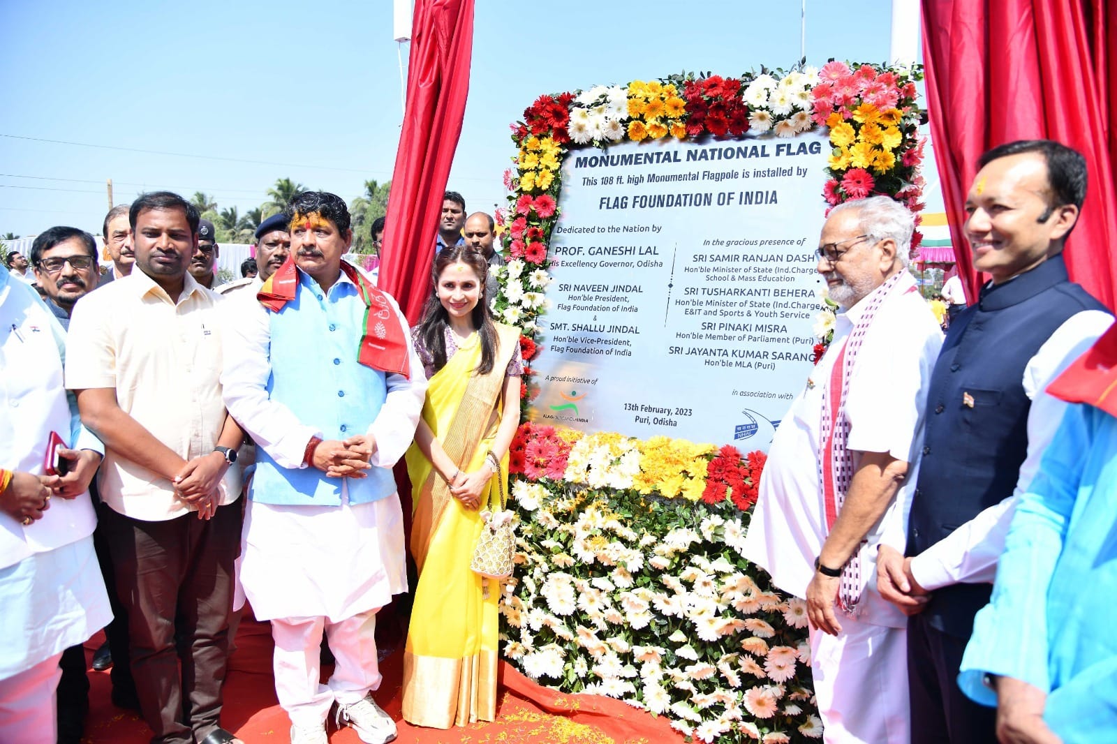 108 feet high tricolor hoisted in Jagannath Puri, Flag Foundation of India, Naveen Jindal, Khabargali