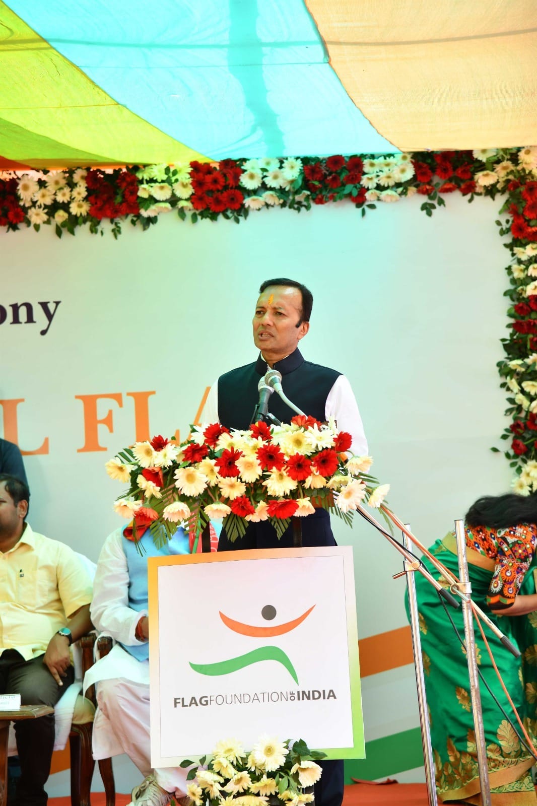 108 feet high tricolor hoisted in Jagannath Puri, Flag Foundation of India, Naveen Jindal, Khabargali