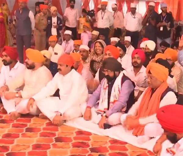 Guru Nanak Dev ji emphasized on the creation of an egalitarian society - Chief Minister Say, Chief Minister participated in the Prakash Parv organized on the occasion of Guru Nanak Jayanti, Raipur, Chhattisgarh, Khabargali
