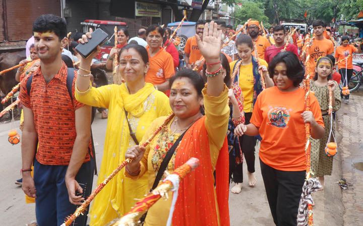 Shiv's drunkards from Gayatri Nagar, Kanwar Yatra from Mahadev Ghat, Siddhi Vinayak, Shiv, Sai, Hanuman Temple Committee, Shravan month, Shankar Nagar, Raipur, Chhattisgarh, News,khabargali