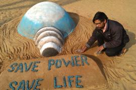 Tamasivani, Sand Artist, Hemchand Sahu, Financial Crisis, Rajim in Maghi Punni Mela Narva, Garwa, Ghurwa, Bari, Sudarshan Patnaik, Chief Minister Bhupesh Baghel, Rajim, Triveni Sangam, Sand Art, Chhattisgarh, Khabargali