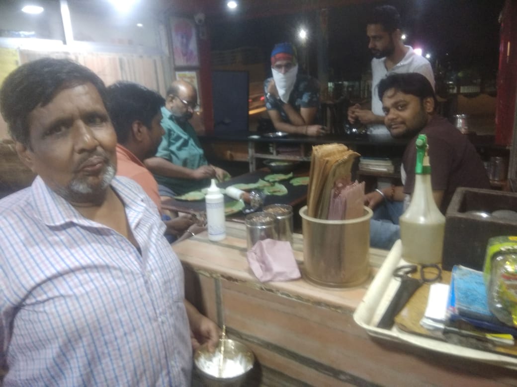 Banarsi Paan Shop, Bholenath Chaurasia, Vijay, Ajay Chaurasia, Corona, Died, Dubey Colony, Mova, Raipur, Chhattisgarh, Khabargali,