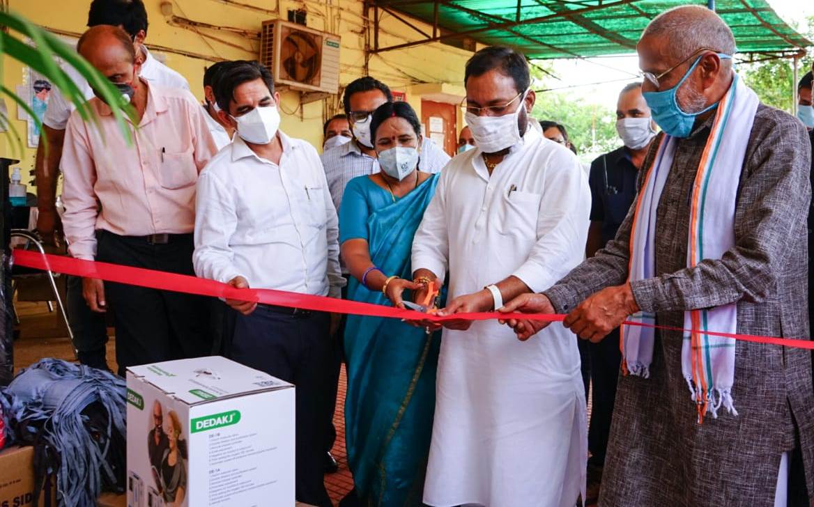 Guru Rudrakumar, Minister of Public Health Engineering and Village Industries, social organization Shri Radhakrishna Sanskar Manch, Kovid Center, Jamul Municipal Council of Durg District, Chhattisgarh, Khabargali