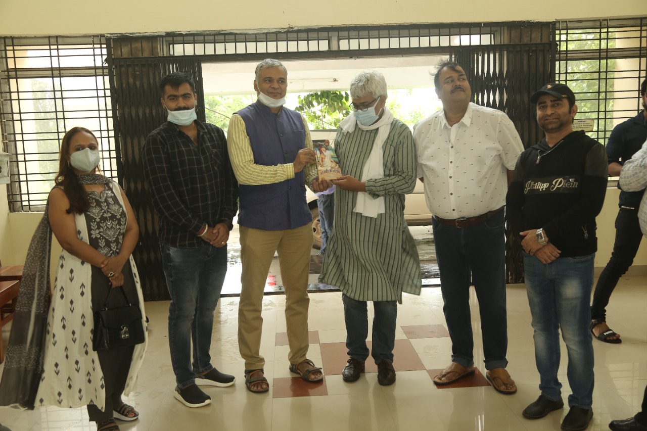 Kabir Shodh Peeth, photojournalist Danish Siddaki, photo exhibition, tribute meeting, political advisor to Chief Minister Bhupesh Baghel, Vinod Verma, Kunal Shukla, Rocky Daswani, Registrar of Journalism University, Anand Shankar Bahadur, Raipur, Chhattisgarh, Khabargali