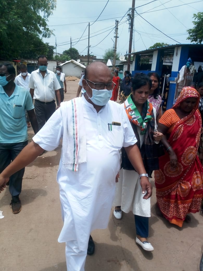 Durg District Jhuggi Jhopri President, Sarsij Ghosh, Smt. Rita Singh Gera, Ward of Bhilai, Durg, Khabargali