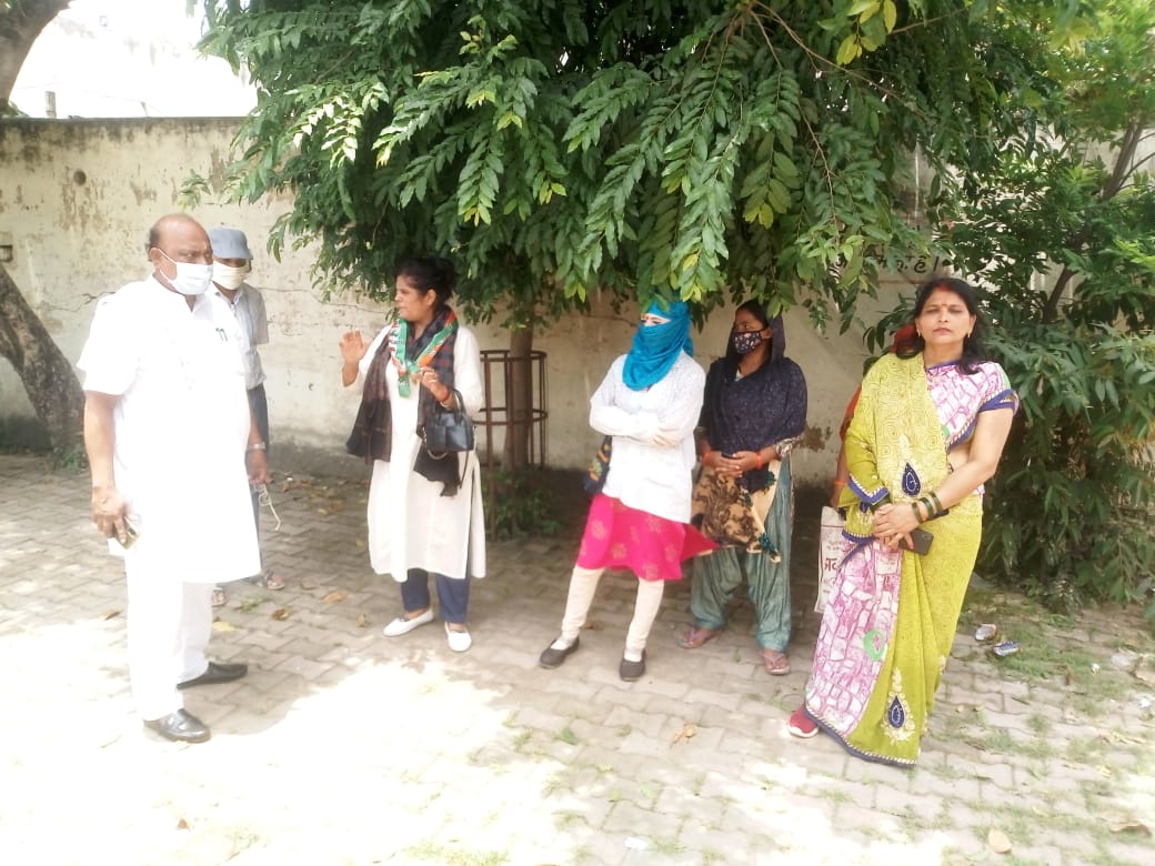 Durg District Jhuggi Jhopri President, Sarsij Ghosh, Smt. Rita Singh Gera, Ward of Bhilai, Durg, Khabargali