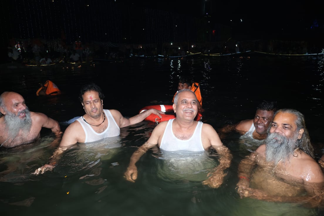 Kartik Purnima Snan, Hatkeshwar Mahadev Temple, Chief Minister Bhupesh Baghel, Mahadevghat, Raipur, Chhattisgarh, Khabargali