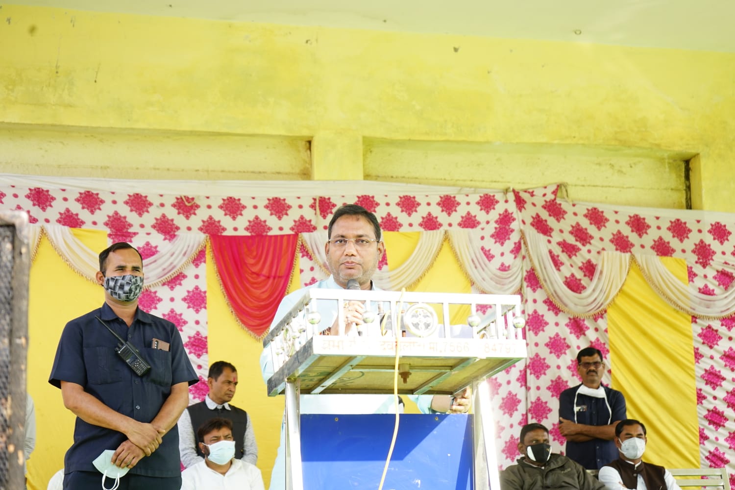 Minister of Public Health Engineering Department and Village Industries Department, Guru Rudra Kumar, Village Morid, idol installation, inauguration of Sahu Samaj Bhawan and Anganwadi building, Chhattisgarh, Khabargali