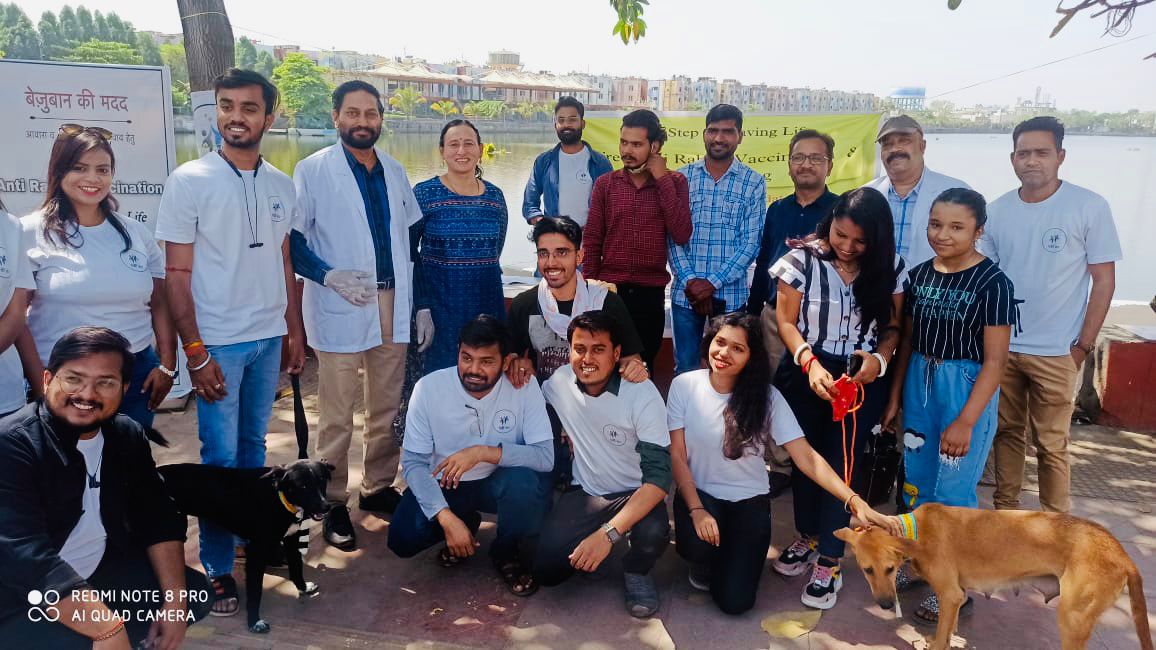 Necki Kar Foundation, Help of the Blessed, Anti Rabies Vaccination Camp, Dr. Vikram Pathak ji and Dr. Major Nalin Sharma, Raipur, Chhattisgarh, Khabargali