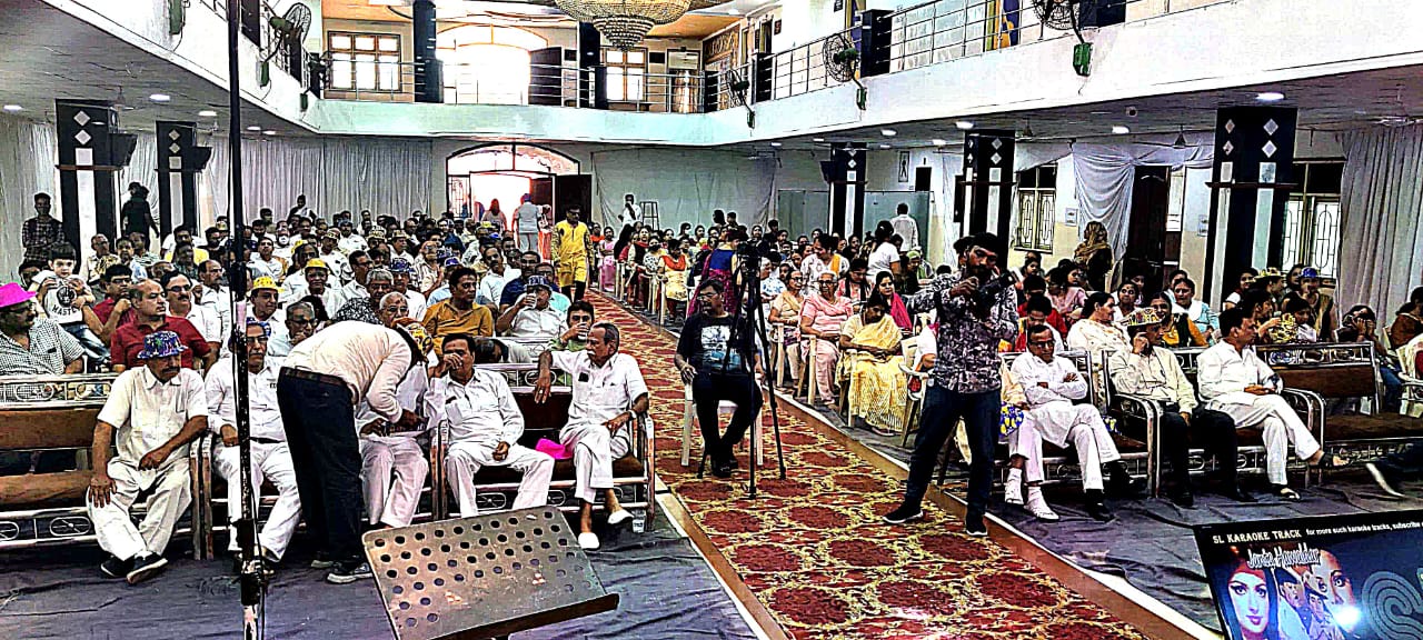 Holi Milan Ceremony of Sindhi Panchayat, Musical Presentation of Dhun Foundation, Sindhu Palace, Raipur, Shankar Nagar, Shanti Nagar, Revered Sindhi Panchayat, Singer Ajay Advani, Manoj Shukla, Rajul Dave, Mahesh Sharma, Jagdish Dubey, Dr Sunil Golhani Harish Makhija,  Hari Om Makhija, Sundar Kukreja, Naresh Kukreja, Amritansh Srivastava, Ritu Srivastava, Asha Kewalani, Kittu Sinha, Sapna Jasuja, Aarti Sahu, Chanchal Tiwari, Manisha Sharma, Ranu Gajbhiye, Khabargali