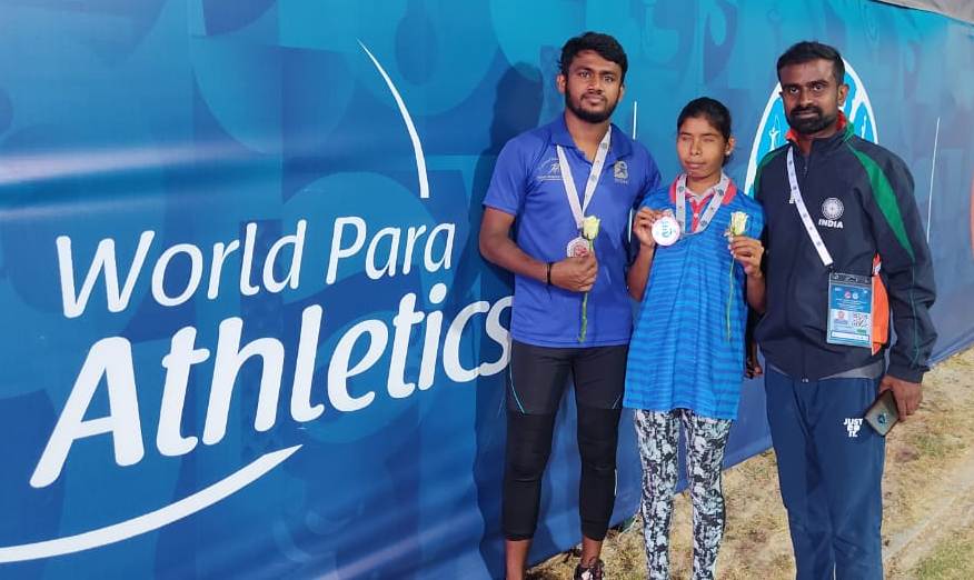 Blind Runner, Ishwari Nishad, Dubai, World Para Athletics Grand Prix, Silver Medal, 13th Faiza International Championship, Mahasamund, Chhattisgarh, Khabargali
