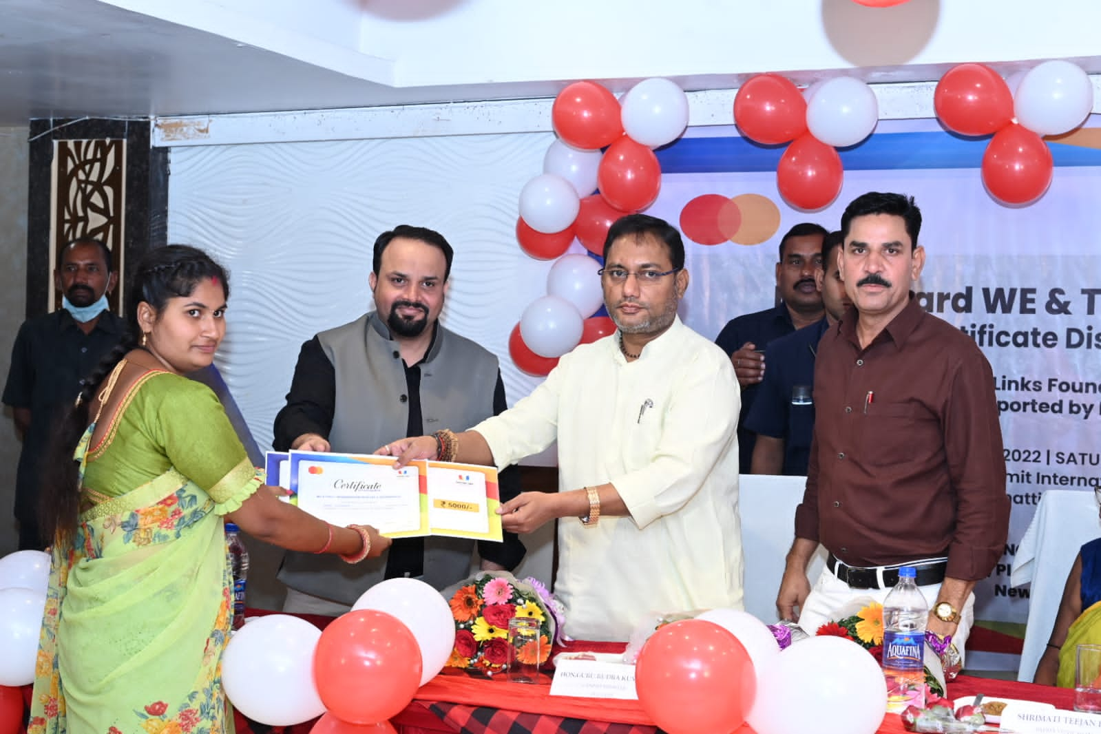 Public Health Engineering and Village Industries Minister Guru Rudra Kumar, Amit International Hotel in Bhilai, MasterCard and Learning Links Foundation Women's Entrepreneurship and Technological Training, Grant Fund, Khabargali