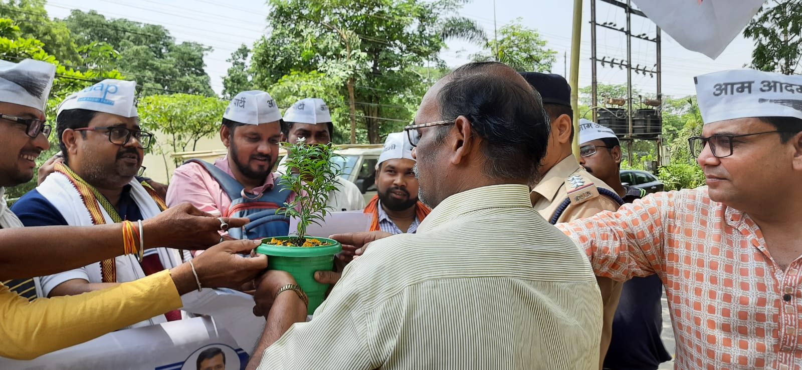 World Environment Day, Aam Aadmi Party, Big Movement in Hasdeo Case, Gopal Rai, Sanjeev Jhakomal Hupendi, State Media Team, Jayant Gaidhane, Nandan Singh Media Coordinator, Mihir Kurmi, Azeem Khan, Chhattisgarh, Khabargali