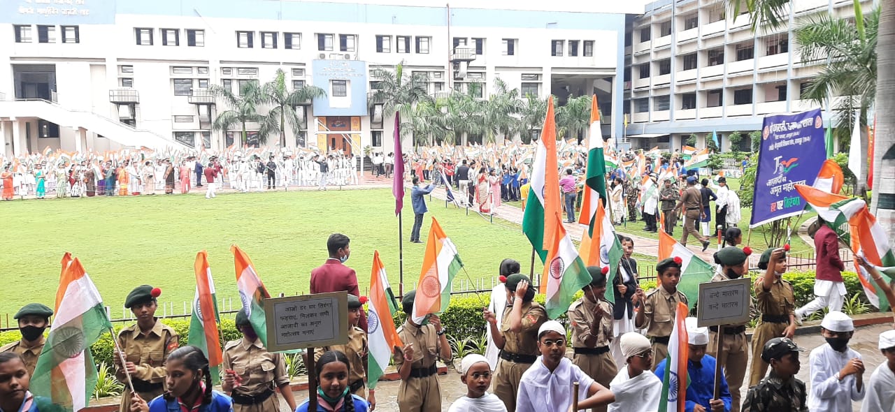 Amrit Mahotsav of Azadi, Shri Gujarati English Medium School and Shri Gujarati Hindi Medium School Devendra Nagar Raipur, Chhattisgarh, Khabargali