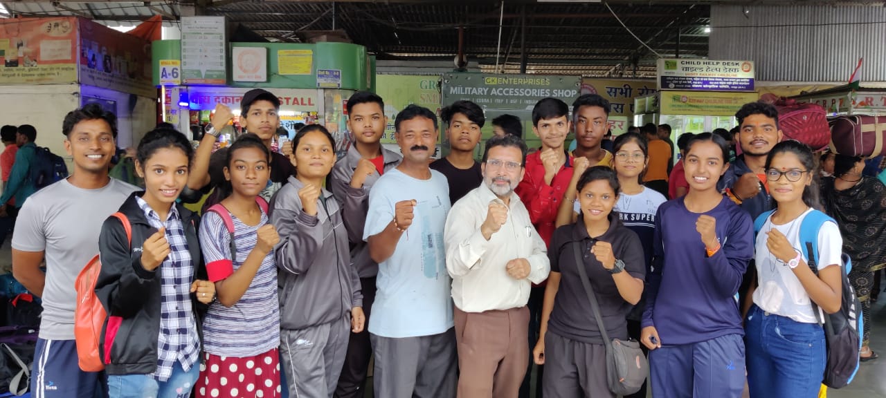 Ashok Bhai Patel, Anees Memon, Principal, Shri Gujarati Uma Shala Raipur, CG, President, CG Thai Boxing Association, Tikeshwari Sahu, Chhattisgarh, Khabargali