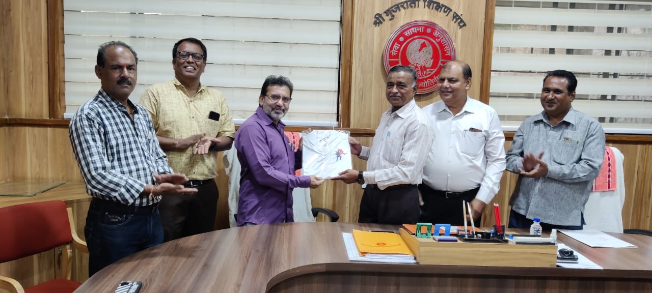Ashok Bhai Patel, Anees Memon, Principal, Shri Gujarati Uma Shala Raipur, CG, President, CG Thai Boxing Association, Tikeshwari Sahu, Chhattisgarh, Khabargali