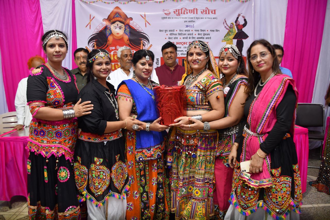 Suhini Soch, Family Garba, Sakshi Makhija, Garba Queen Award, Shakti Dham, Chairperson Sai Ram Chand Ji, Meena Bhabhi Maa, President Mohanlal Tejwani, National President of Indian Sindhu Sabha Youth Wing, Chetan Tarwani, Raipur, Khabargali