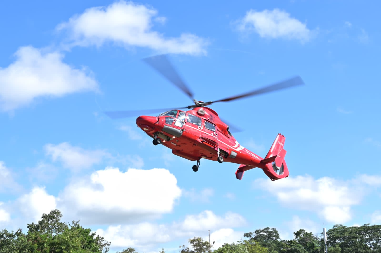 Meritorious children of 10th and 12th, joyride by helicopter, Devanand Kumeti, Chhattisgarh Board of Secondary Education, Chief Minister Bhupesh Baghel, Khabargali
