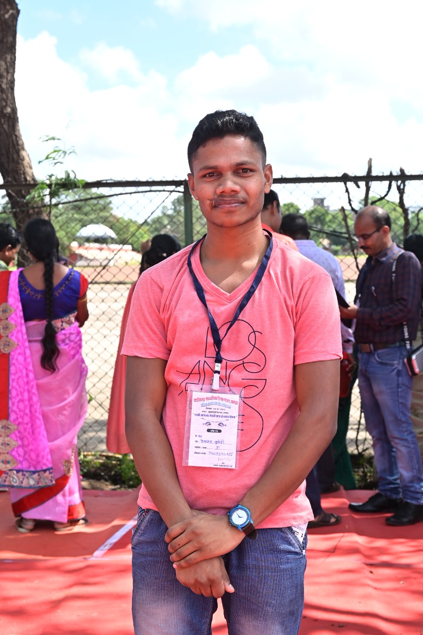 Meritorious children of 10th and 12th, joyride by helicopter, Devanand Kumeti, Chhattisgarh Board of Secondary Education, Chief Minister Bhupesh Baghel, Khabargali