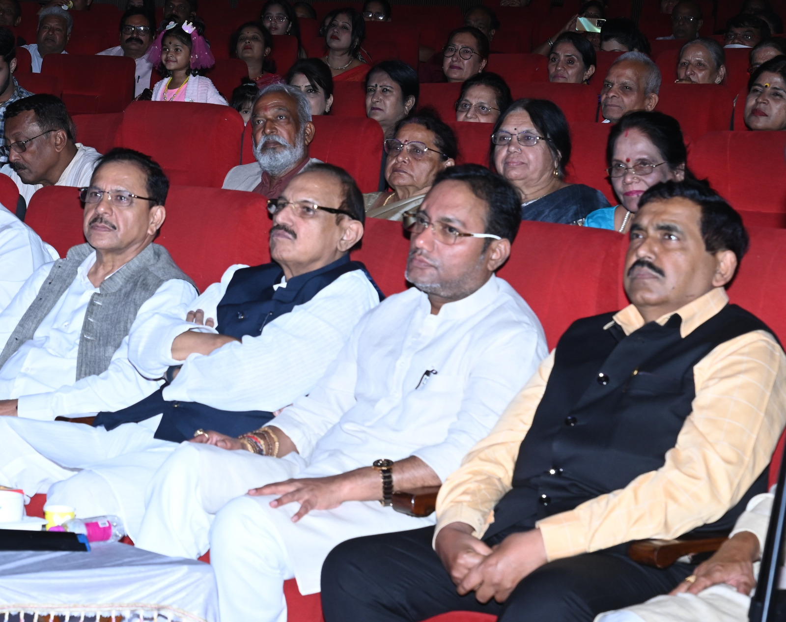 Village Industries Minister Guru Rudrakumar, Shaheed Memorial Auditorium of the capital, talk-show on Khadi, Chhattisgarh, Khabargali