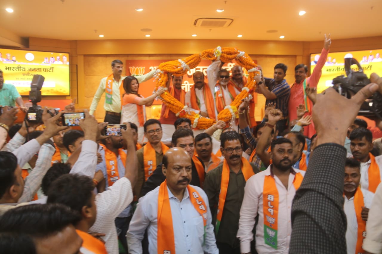 Renowned Industrialist, MD of Simplex, Sangeeta Ketan Shah, Membership of BJP. Chhattisgarh, Khabargali