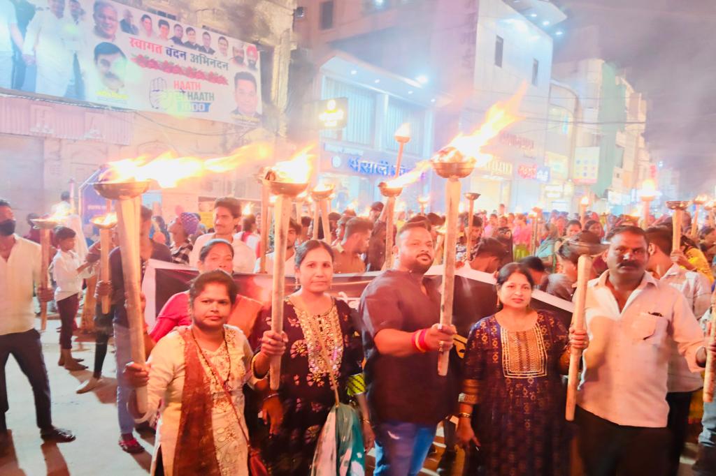 Save Democracy, Torch Peace March, Chief Minister Bhupesh Baghel, Sushil Sunny Agarwal, Chhattisgarh Building and Other Construction Workers Welfare Board, Raipur, Chhattisgarh, news, khabargali