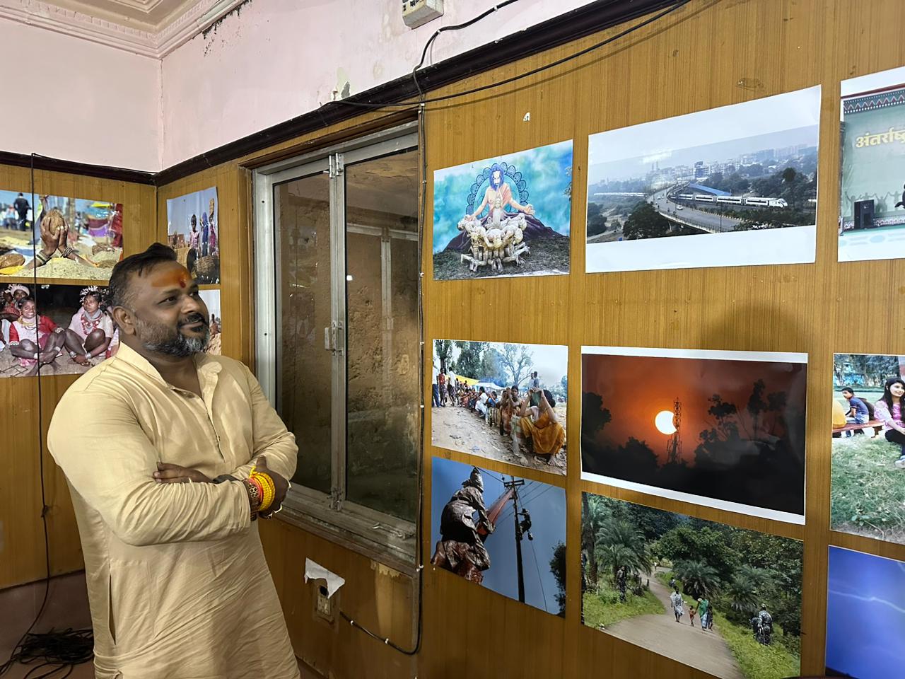 Photo exhibition by Photojournalist Association and Raipur Press Club on World Photography Day, Shram Karmakar Mandal President Sushil Sunny Aggarwal, Anil Pusadkar and senior photojournalists Gokul Soni, Javed Khan, Santosh Sahu, Deepak Pandey, Kishan Lokhande, Mahadev Tiwari, Ajay Sahu, Raman Halwai, Trilochan Manikpuri, Heera Manikpuri, Jai Goswami, Bhupesh Kesharwani, Sudhir Sagar, Vimal Minj, Santosh Tiwari, Dipendra Soni, Chhattisgarh, Khabargali