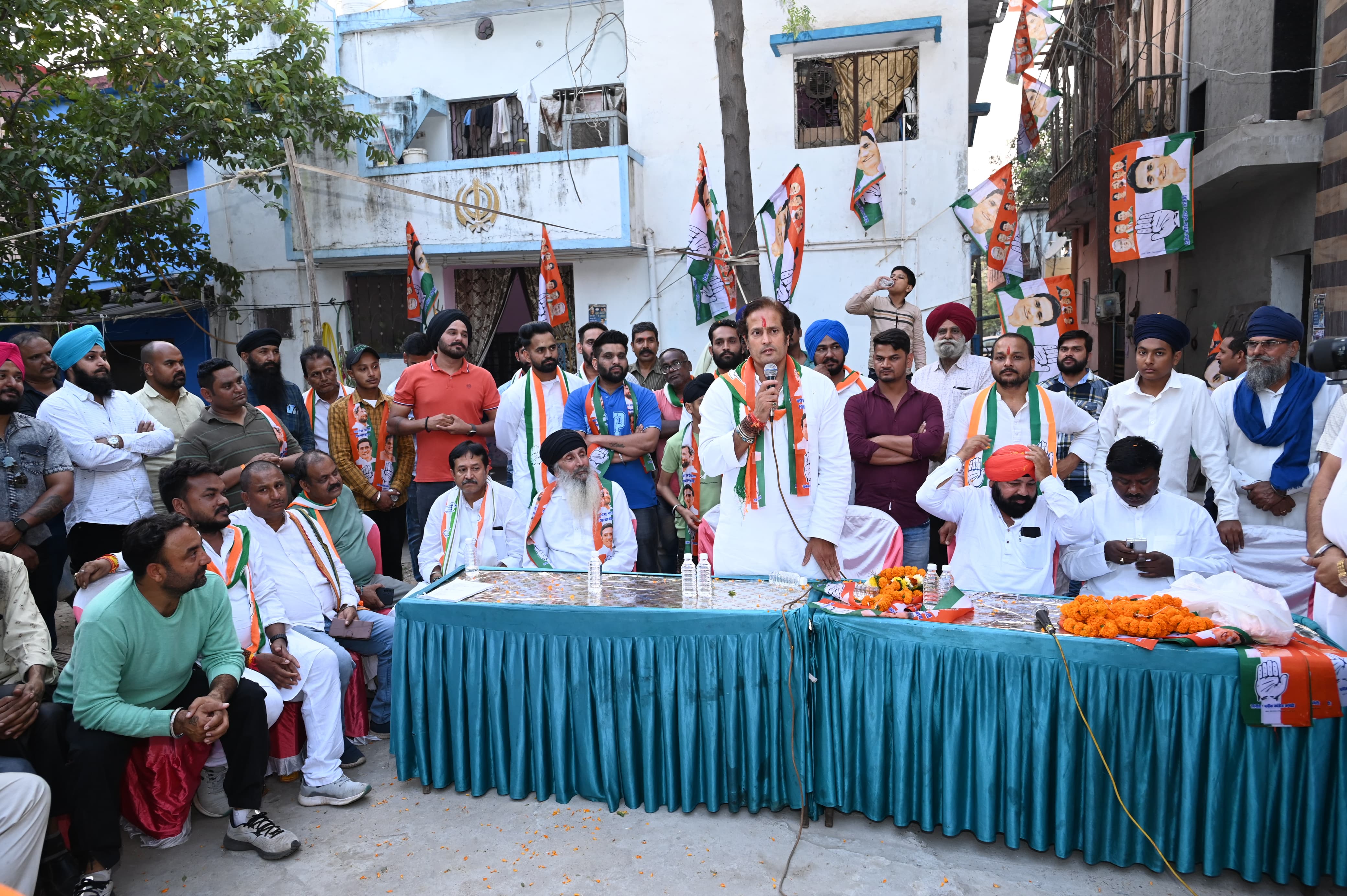 In the social meeting of Christian, Buddhist, Muslim, Sikh and God community in Raipur West, one voice supported Vikas Upadhyay, West MLA Vikas Upadhyay, Assembly Elections, Chhattisgarh, Khabargali