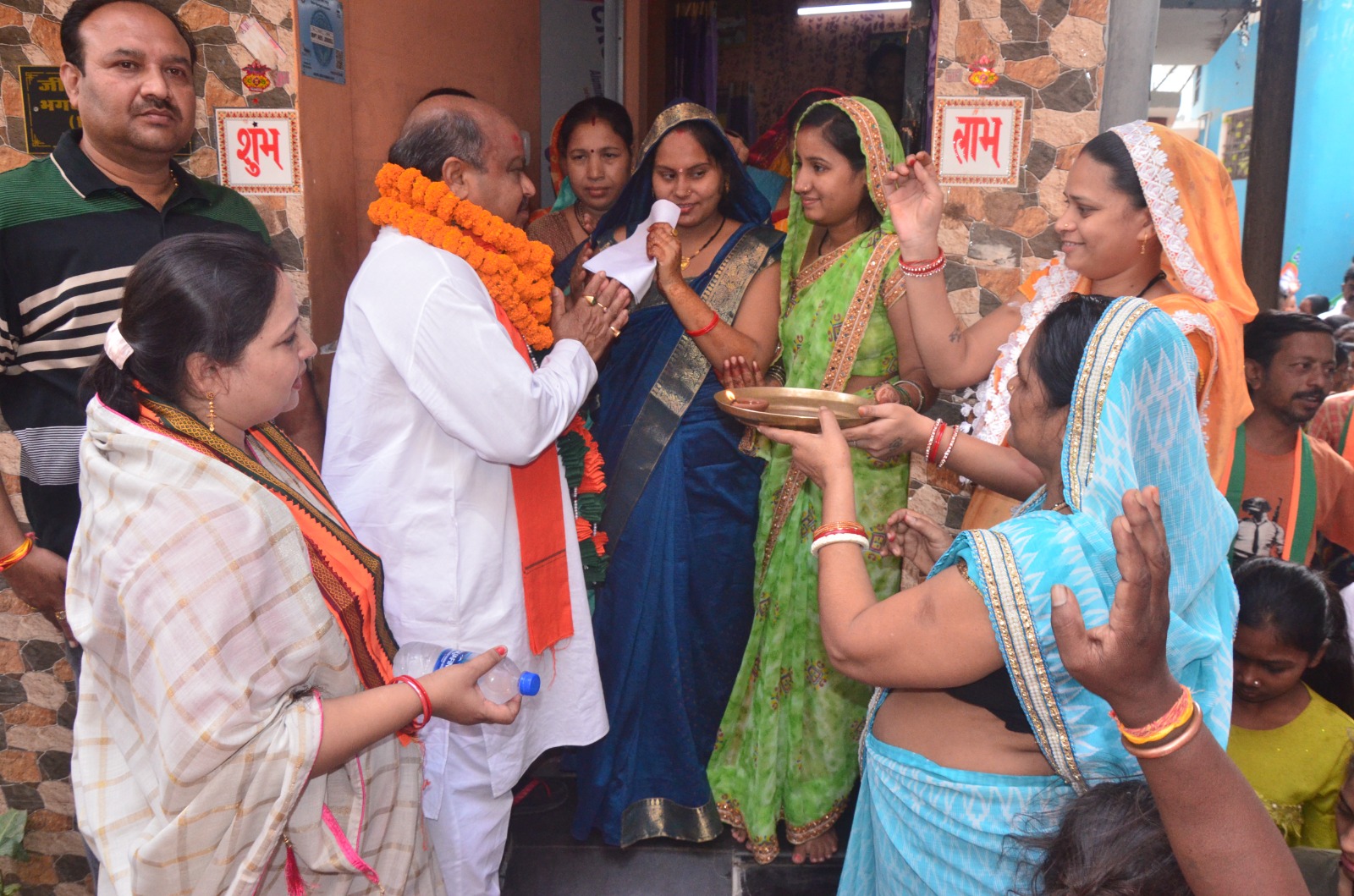 BJP candidate of Raipur North Assembly constituency Purandar Mishra, tour and public relations program, Telibandha area, Chhattisgarh Assembly Election 2023, Khabargali