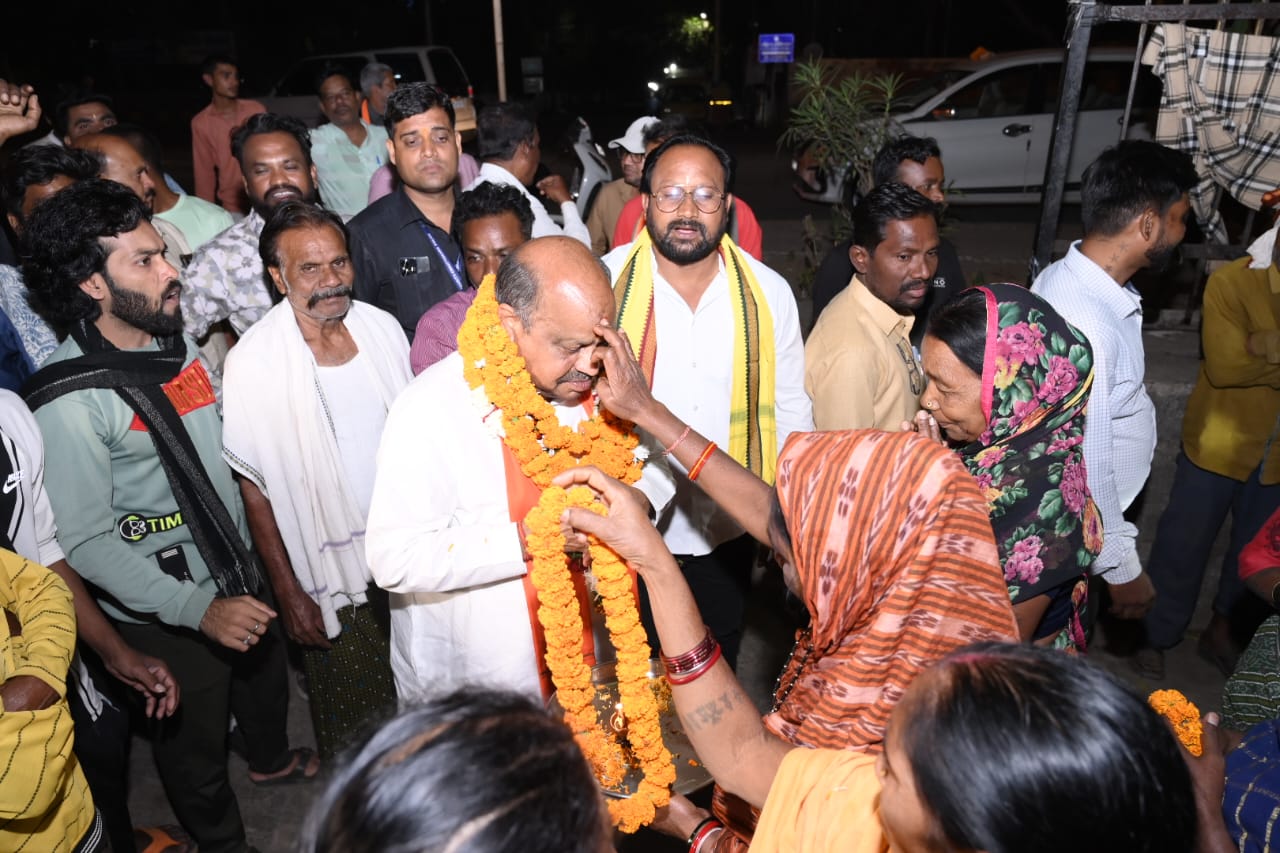 BJP candidate from Raipur North Assembly constituency Purandar Mishra, tour and public relations program, tour and public relations campaign in Shankar Nagar area, Chhattisgarh Assembly Elections 2023, Khabargali