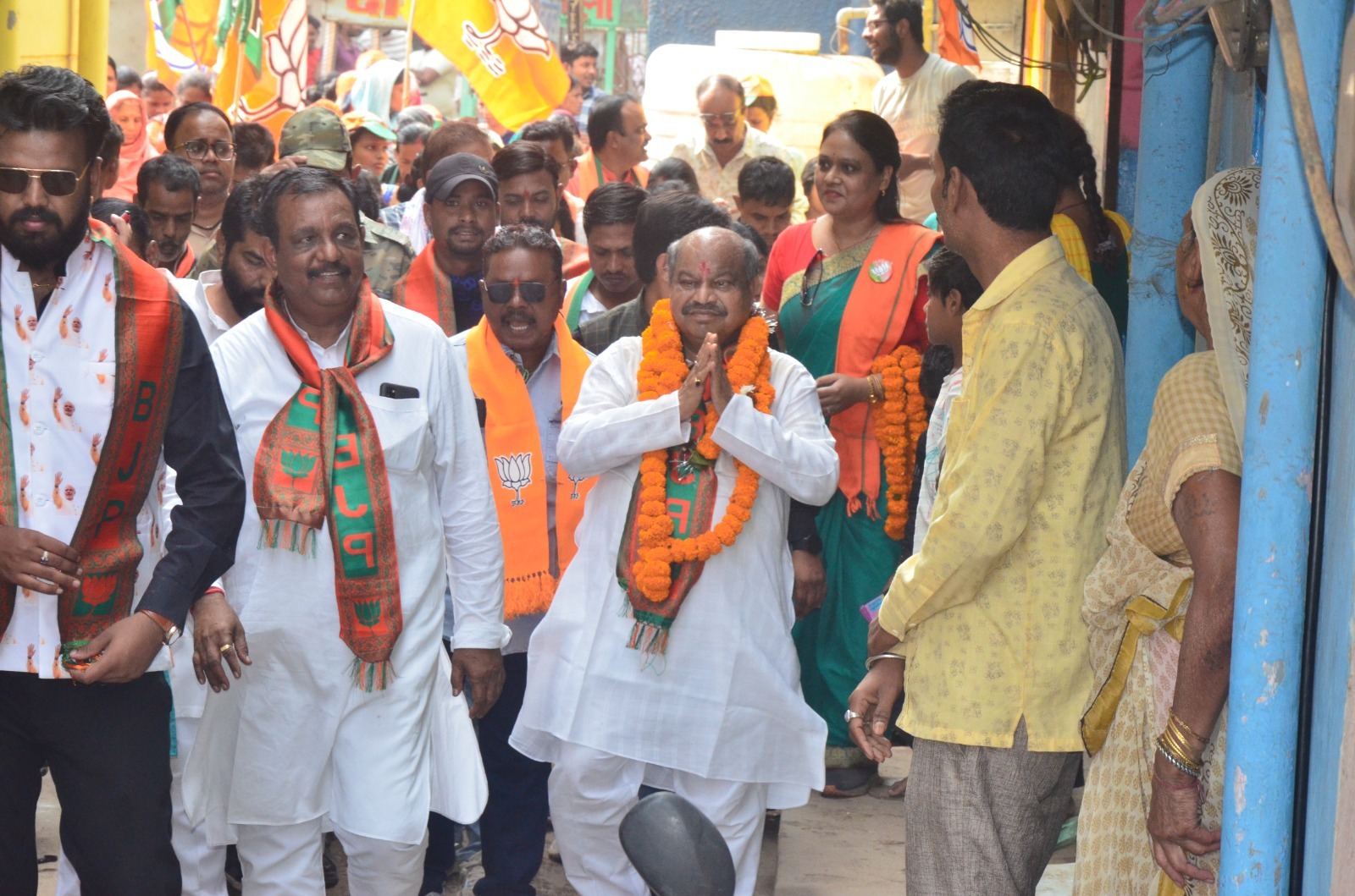 BJP candidate from Raipur North assembly constituency Purandar Mishra, tour and public relations, Chhattisgarh assembly elections, Khabargali