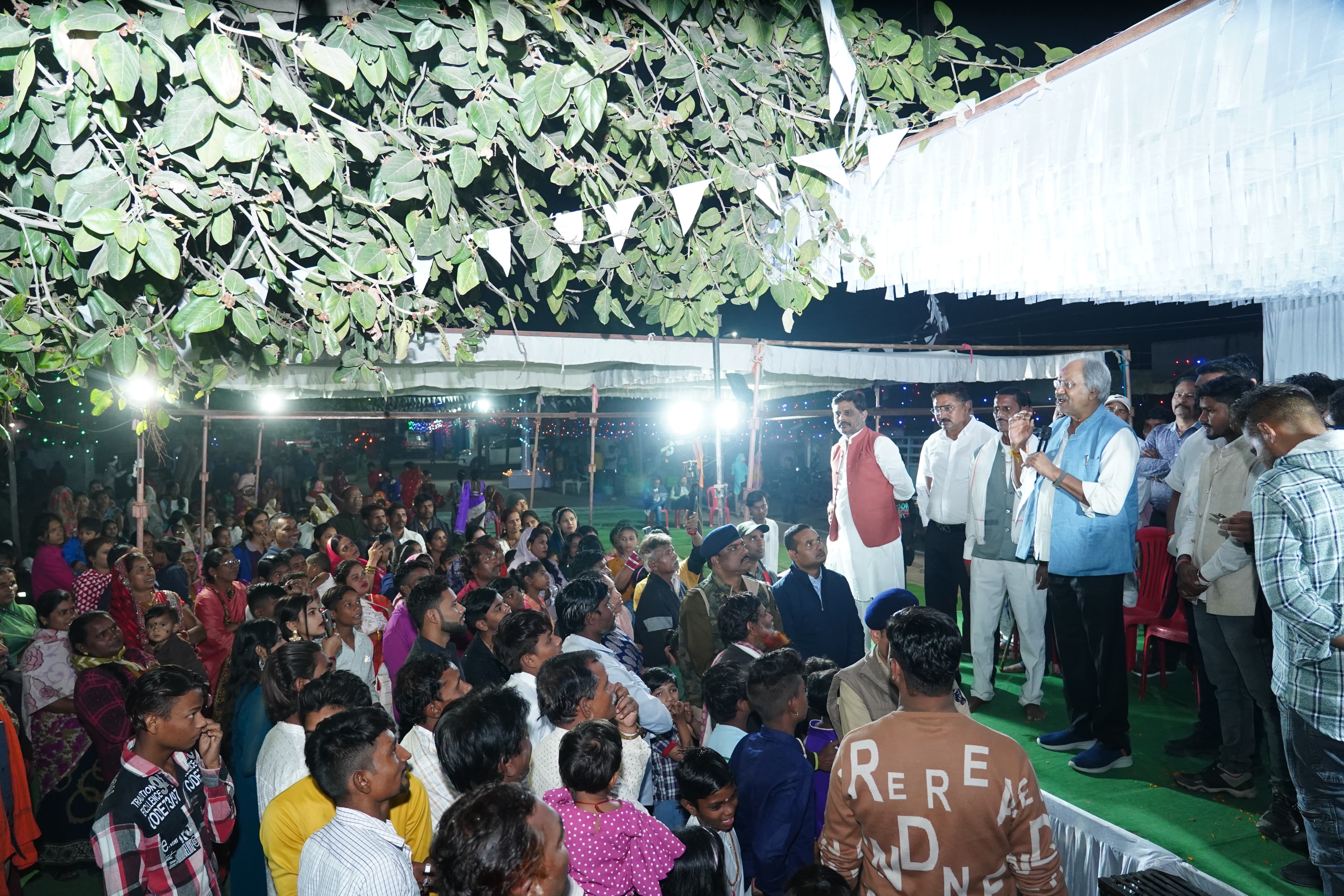 Senior Minister and MLA of Chhattisgarh Government Brijmohan Aggarwal, Satnami Samaj in Santoshi Nagar, Adarsh ​​Nagar, Rajendra Nagar, Baba Ghasidas Jayanti Celebration, Raipur, Khabargali.