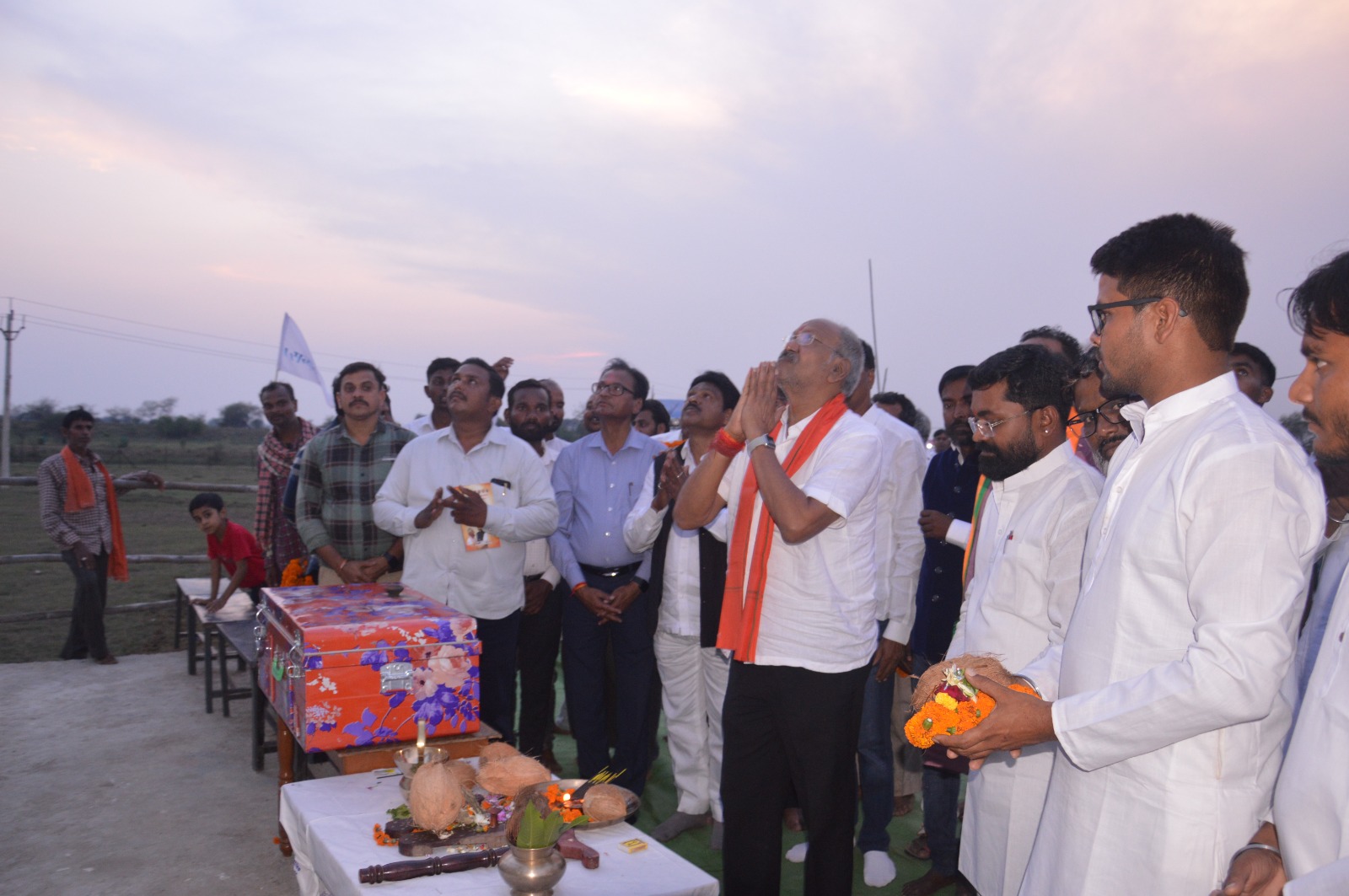 Brijmohan Agrawal participated in the consecration of the world's largest statue of Kabir Sahib Ji, BJP candidate from Raipur Lok Sabha, Brijmohan Agrawal on Sunday participated in the consecration of the world's largest statue of Kabir Sahib Ji in village Paraskol, Arang, Chhattisgarh, Khabargali