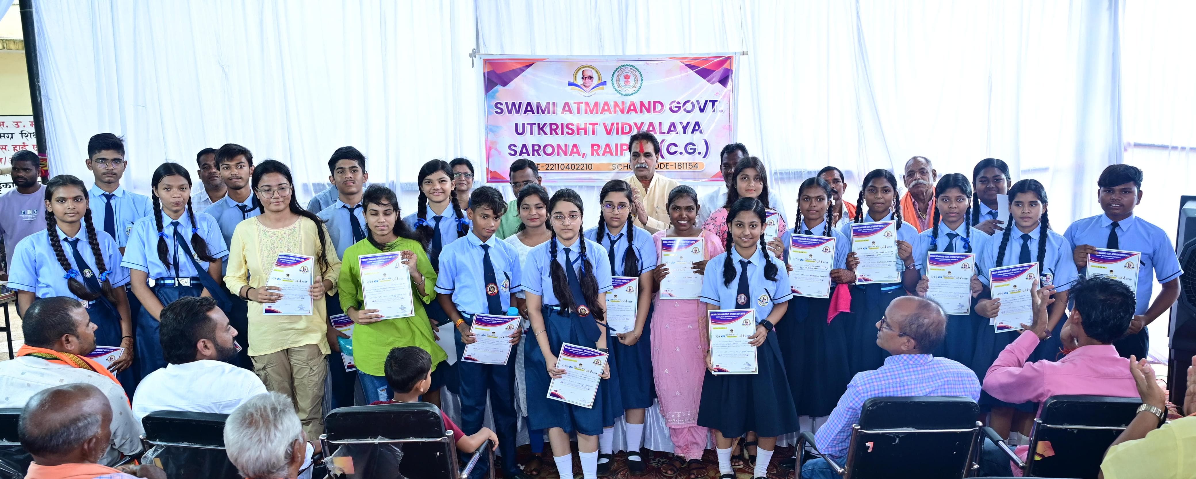 Rajesh Munat's big announcement in Mission School: Will invest the entire amount of MLA fund in the development of schools in Raipur West, former minister and senior BJP MLA Rajesh Munat, Raipur, Chhattisgarh, Khabargali