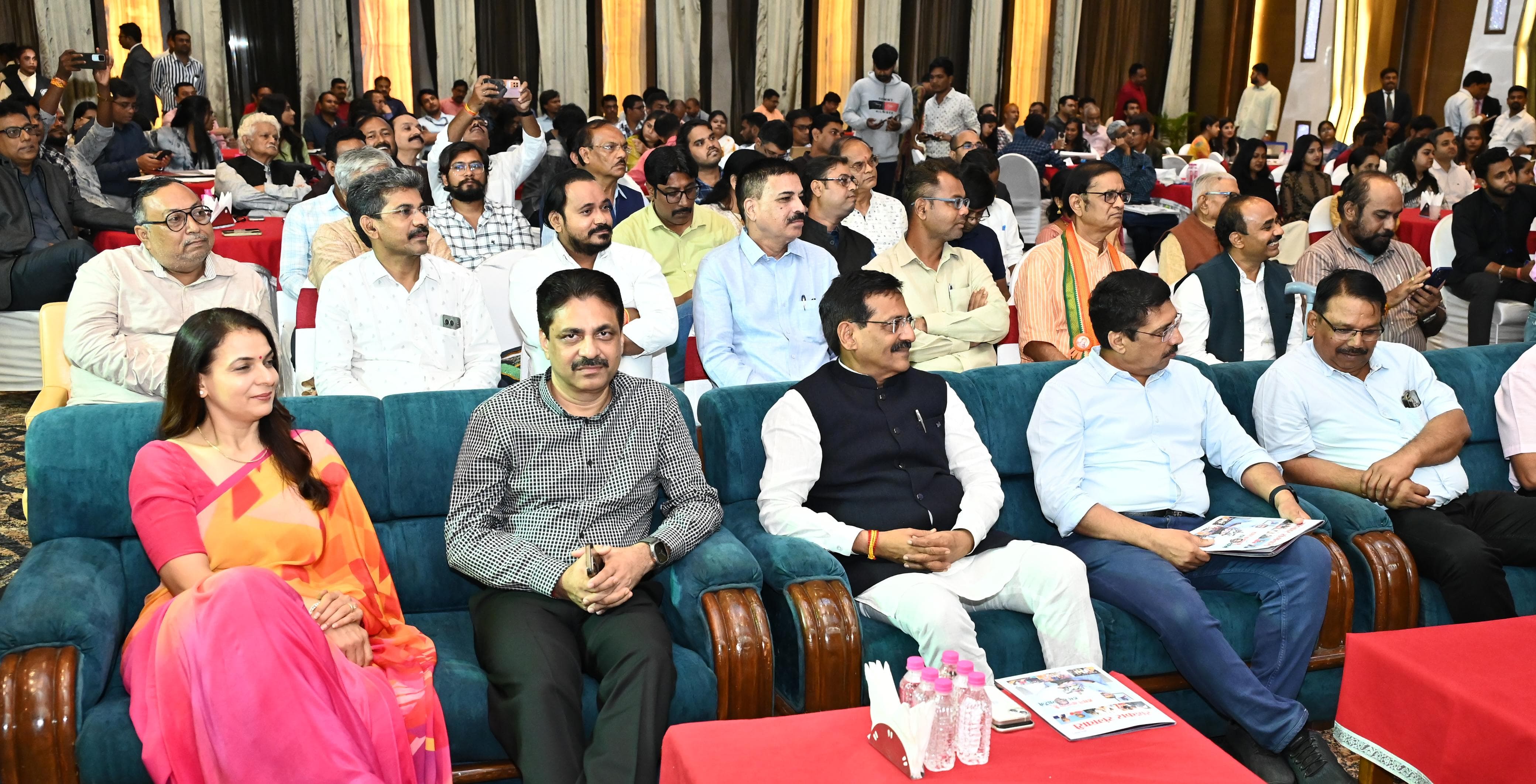 Chief Minister Sai inaugurated the cartoon festival by making a cartoon, Cartoon Watch, the country's only cartoon magazine, organised cartoon festival in Raipur, cartoonists honoured, Indore's cartoonist Shri Ismail Lahri honoured for his special contribution in the field of cartoon, release of cartoon book 'Tulsi Sugandh' based on the couplets of Saint Shri Tulsidas ji, Assembly Speaker Dr Raman Singh, Raipur MP Brijmohan Agarwal, senior journalist Dr Himanshu Dwivedi, Cartoon Watch editor Trayambak Sharma, KhabarGali