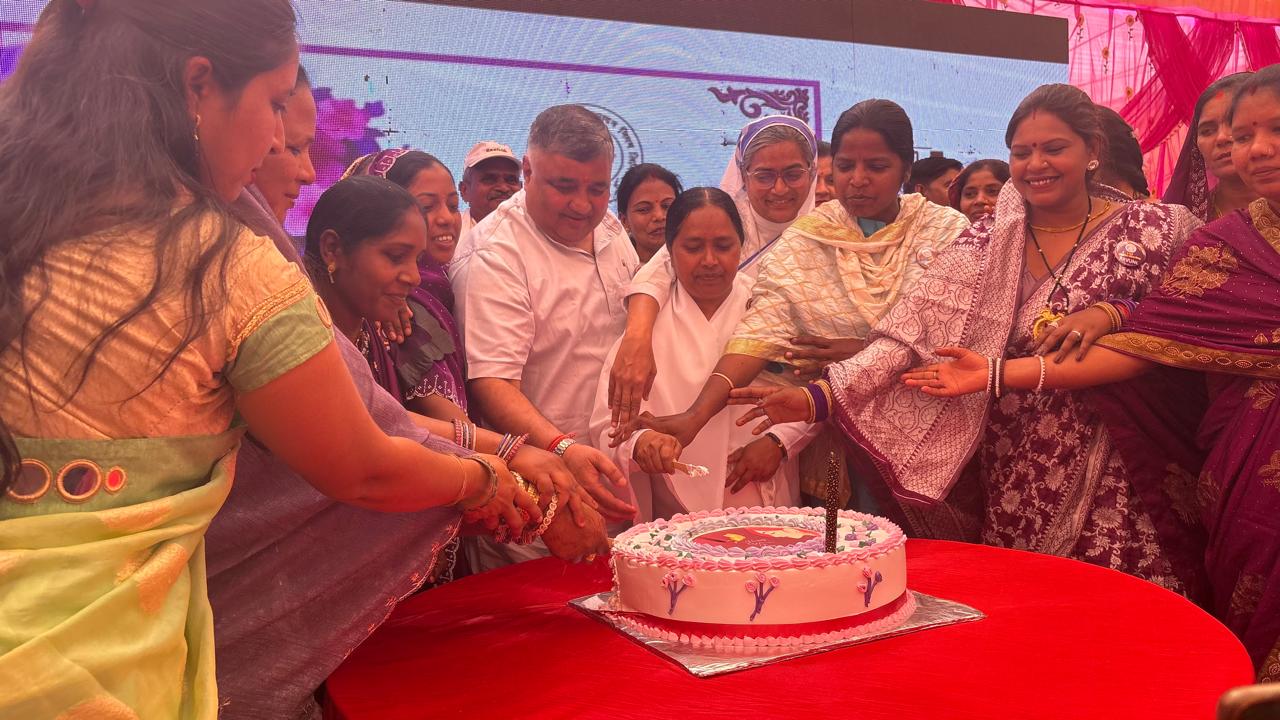 International Women's Day 2025: Adani Foundation organized a special Women's Honor Ceremony and women were honored, Udaipur, Chhattisgarh, KhabarGali