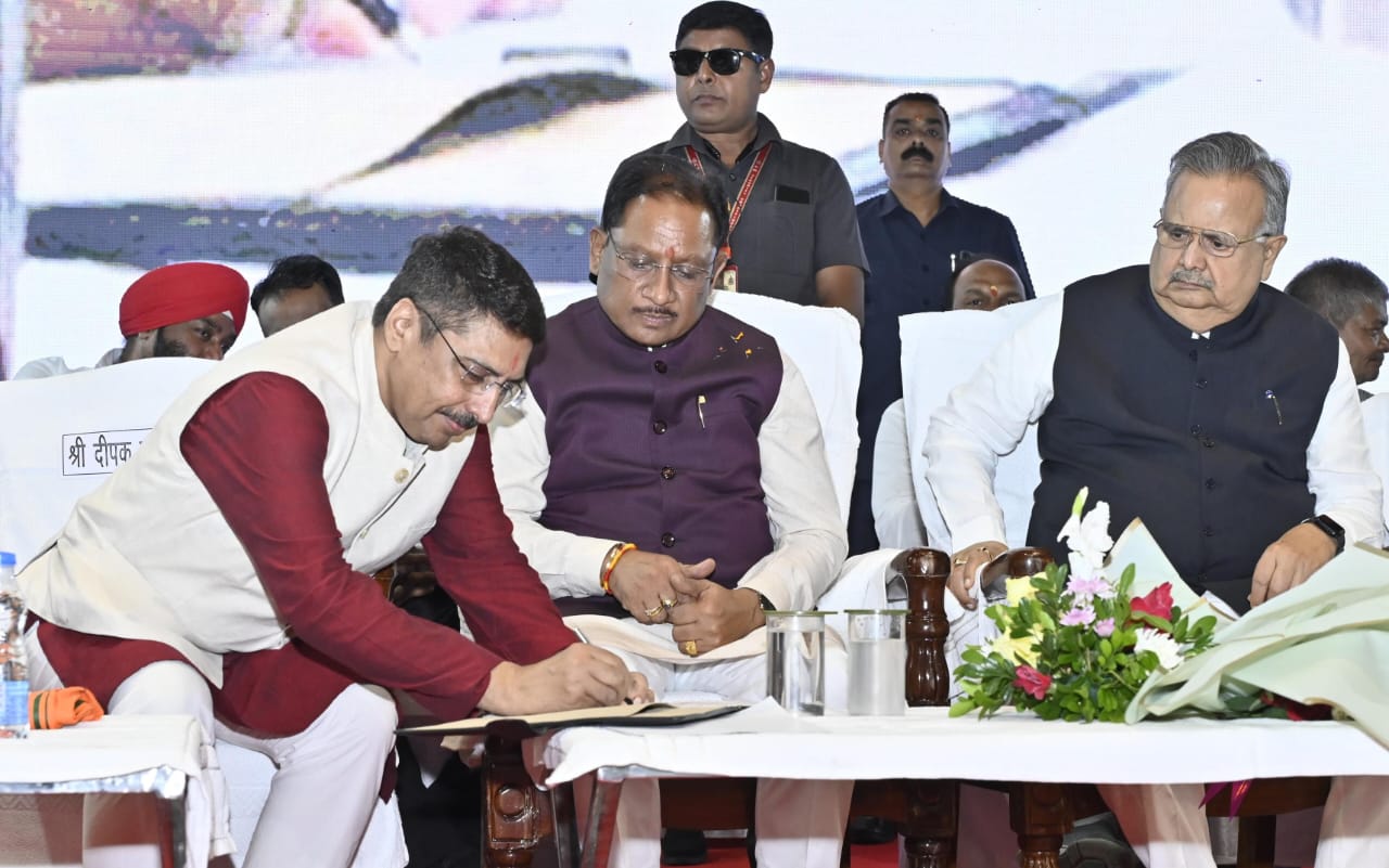 Deepak Mhaske took charge as the new Chairman of Chhattisgarh Medical Service Corporation Limited, CGMSC, Chief Minister congratulated him, CGMSC is playing an important role in strengthening the health system of the state, Chief Minister Vishnudev Sai, BJP, Chhattisgarh, Khabargali