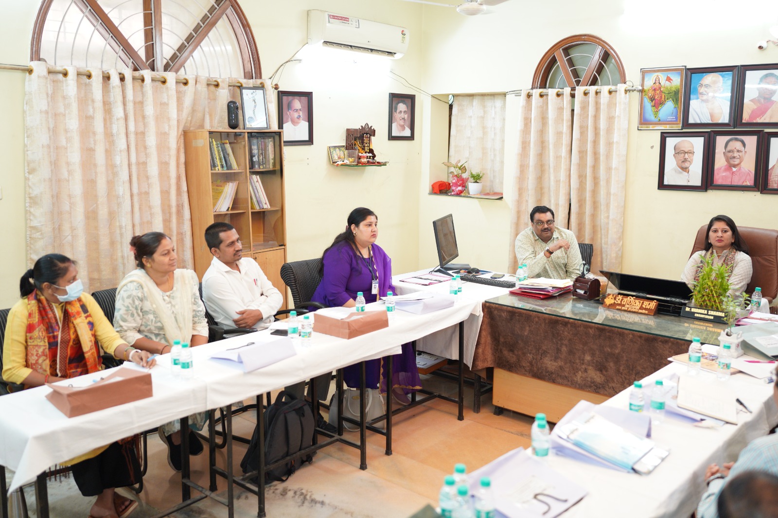 Chhattisgarh State Child Rights Protection Commission, Release of “Rakshak” curriculum, Commission Chairperson Dr. Varnika Sharma, Amity University Raipur Vice Chancellor Dr. Piyush Kant Pandey, Commission Secretary Prateek Khare, Raipur, Chhattisgarh, Khabargali
