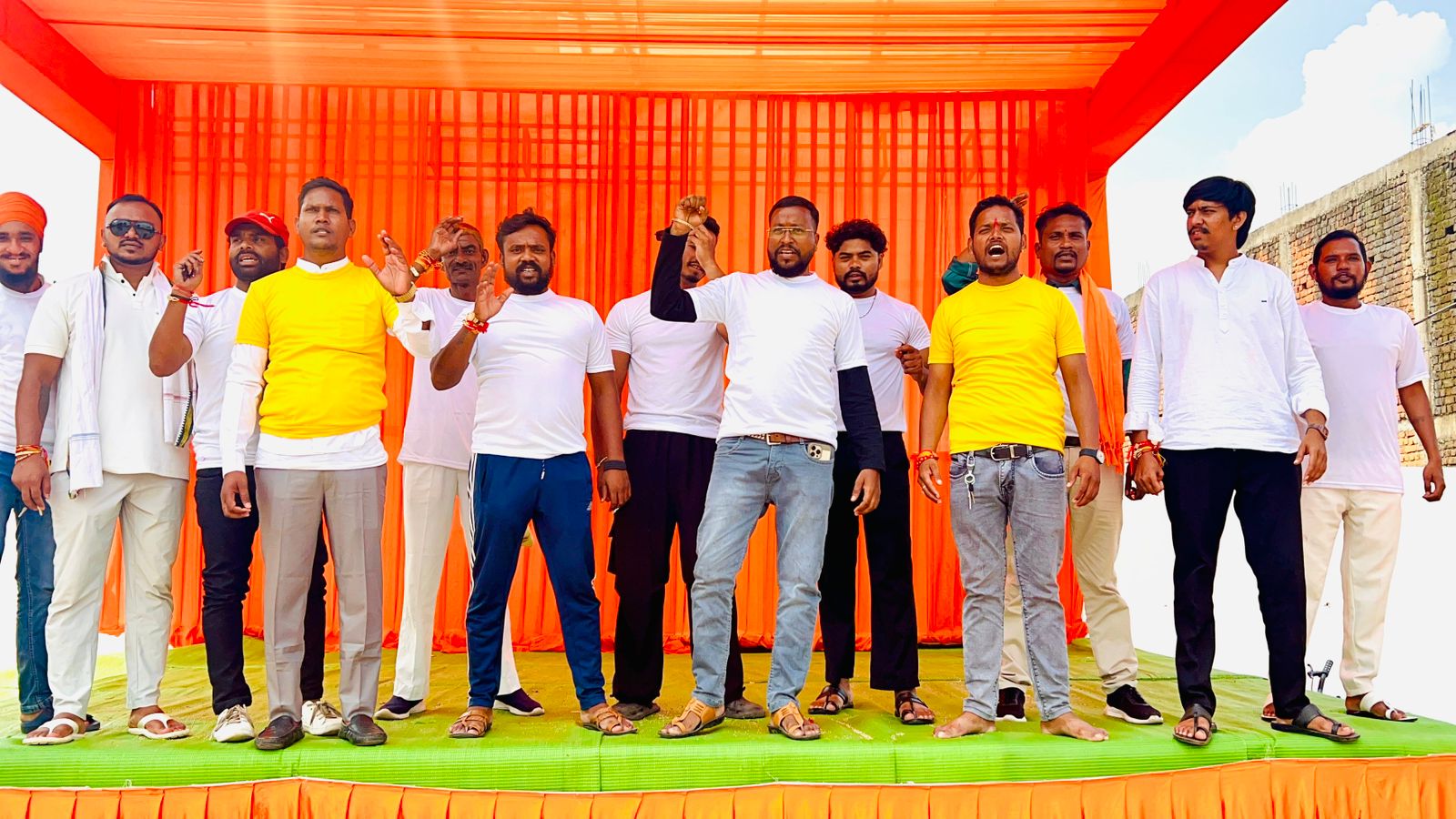 Historical initiative towards stopping religious conversion under the guidance of Purandar Mishra, initiative of Uttar MLA – firm step towards Sanatan awakening"... Shri Jagannath Sena's city tour and religious awakening campaign, Raipur, Chhattisgarh, Khabargali