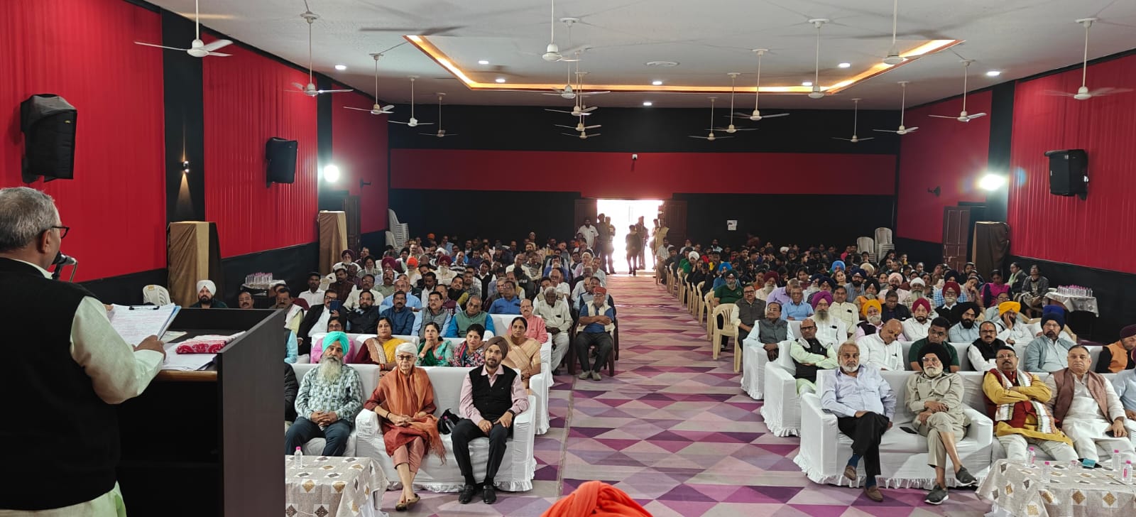 Shri Guru Tegh Bahadur Ji is the confluence of bravery, forgiveness and sacrifice – Rammadatta Chakradhar, All Society Seminar organized on the 350th Martyrdom Centenary at Khalsa School Raipur, Chhattisgarh, Khabargali